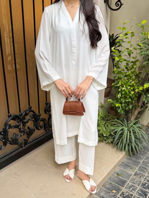 ÉTOILE BLANC — ivory white co-ord set by BK ATELIERS, close view of the collar and buttons